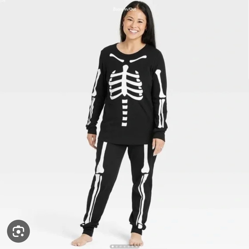 Hyde and EEK! Women’s sweat set